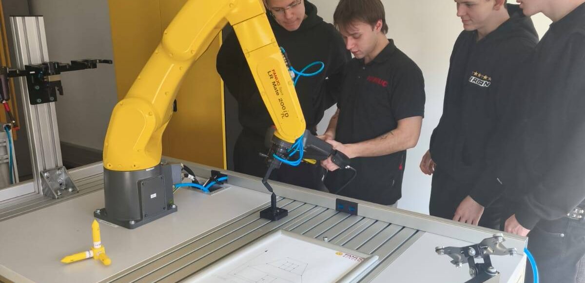 fanuc wyr